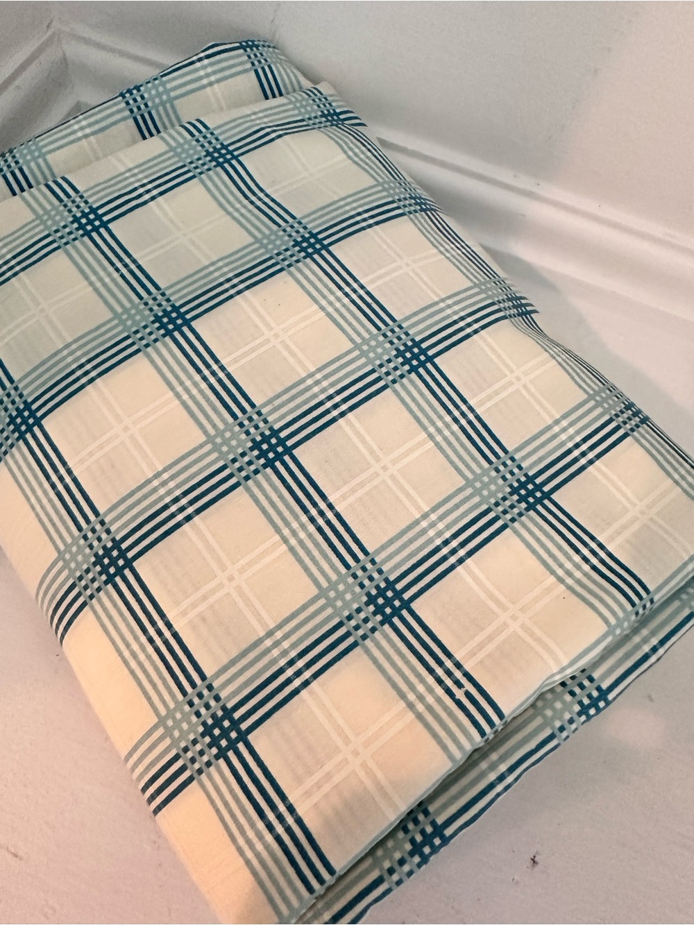 Vintage 1970s Wamsutta Ultracale Blue/White Plaid Queen Fitted Sheet~Poly Cotton - Picture 3 of 11